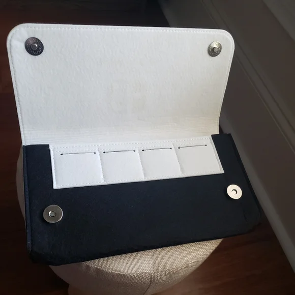 Nintendo Switch & Lite Soft Pouch Bag Felt Cloth Storage CarryCase Buttons - Picture 3 of 3